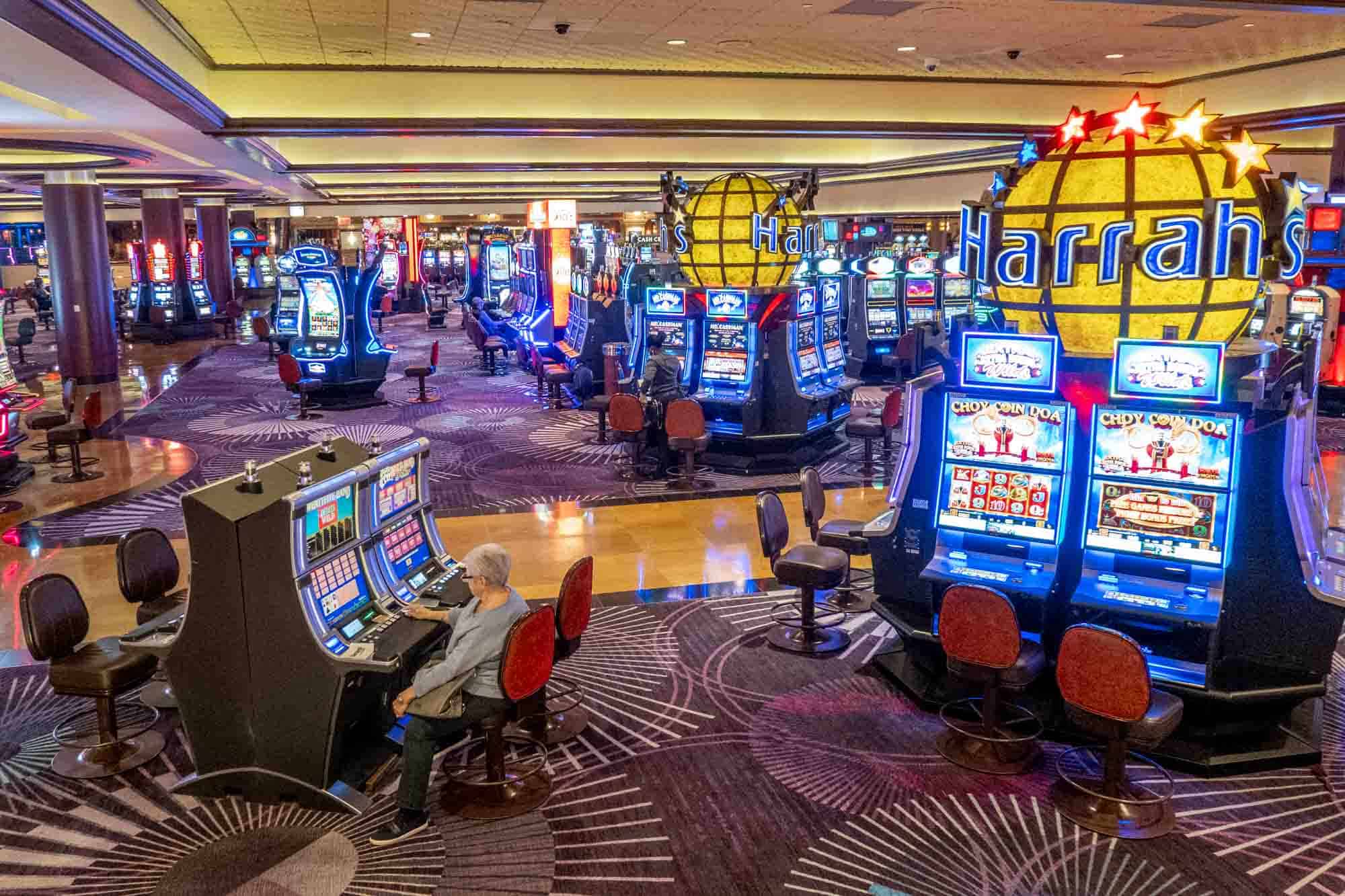 Slot Makinelerinin Gizli Tarihi: Kazanan Formüller